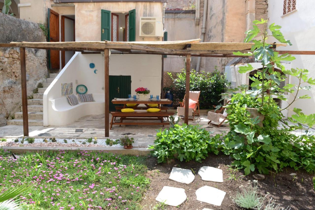 Old Town Secret Garden Apartamento Alghero Exterior foto