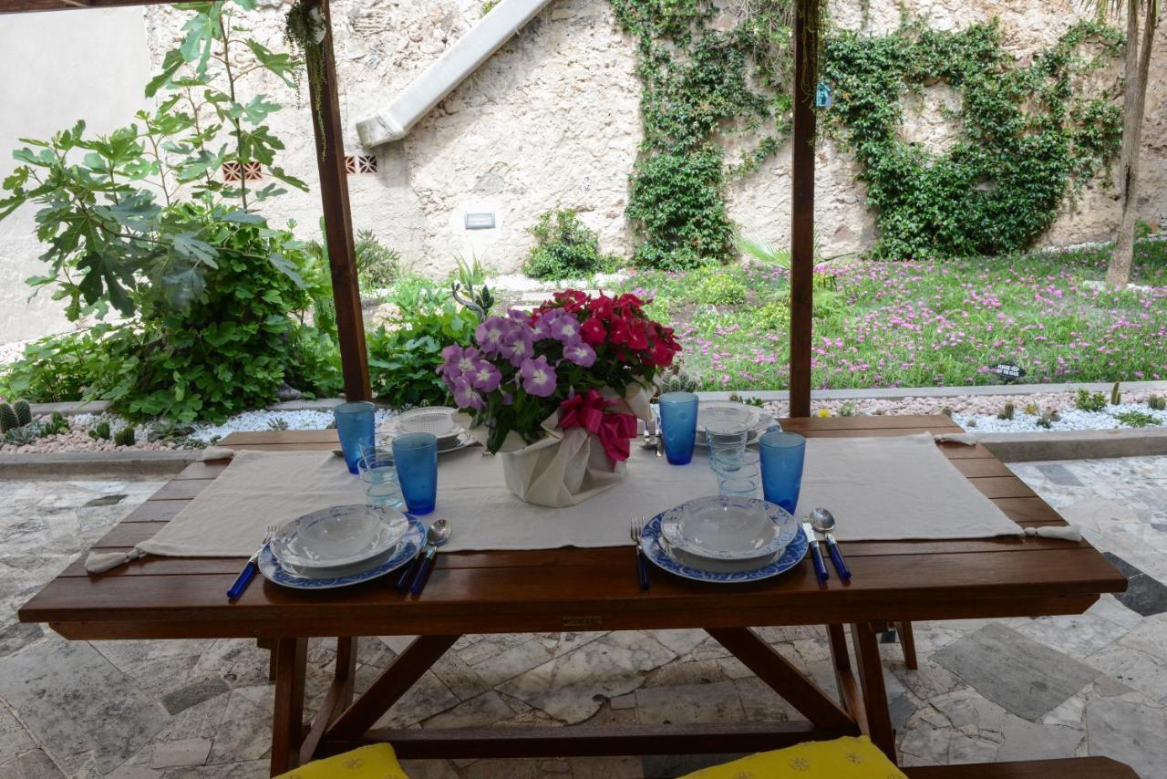 Old Town Secret Garden Apartamento Alghero Exterior foto